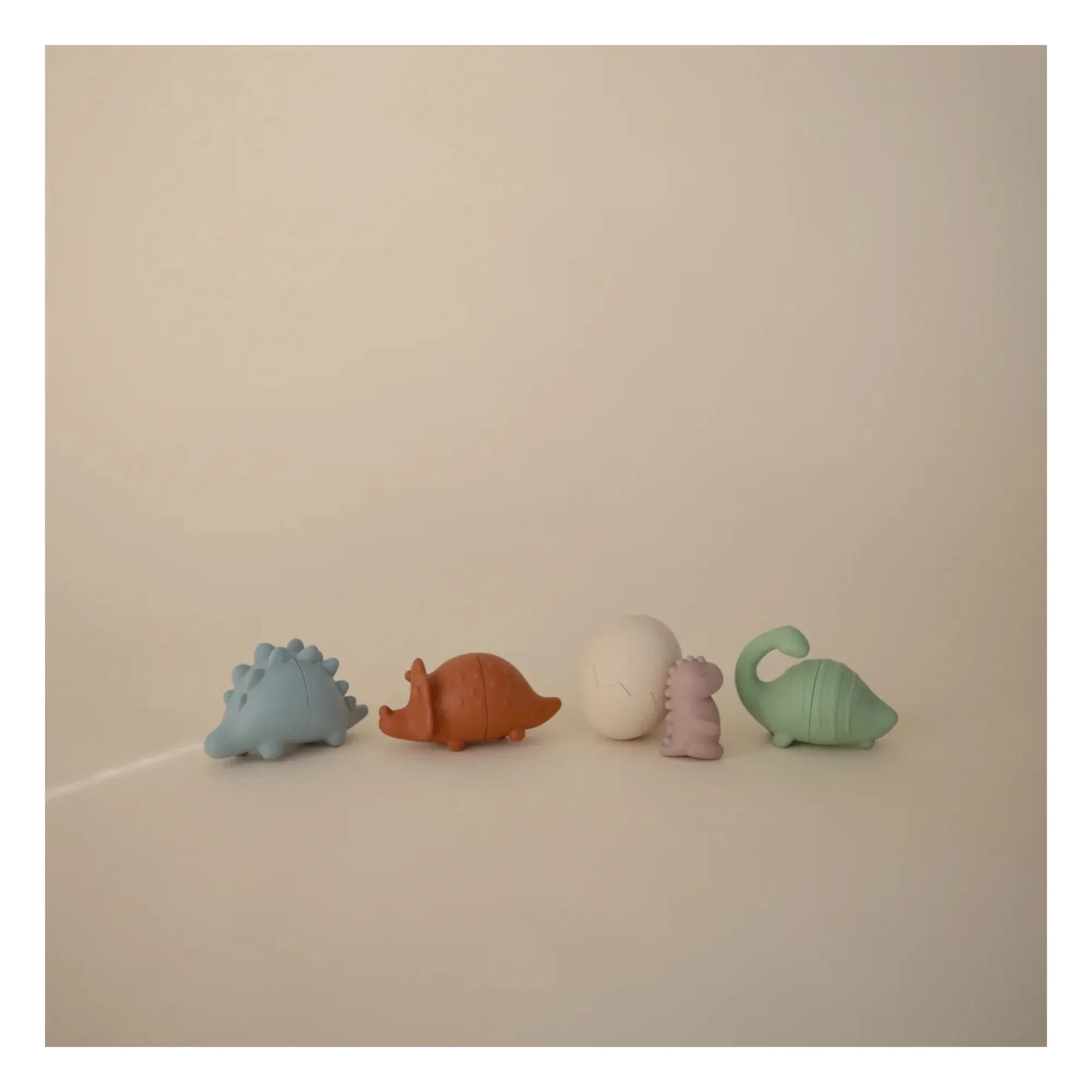 Mushie - 4’lü Dino banyo oyuncakları