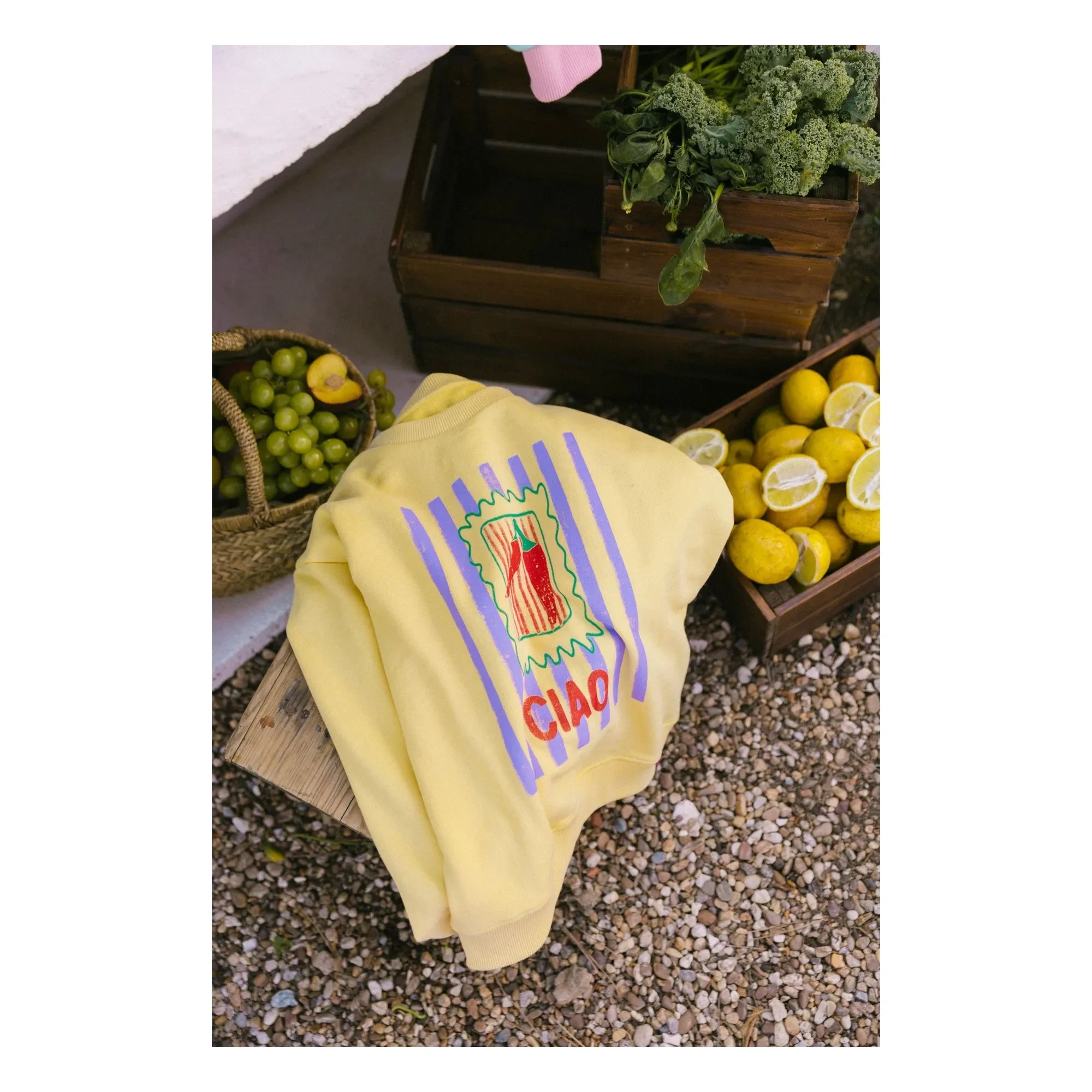 Favorite People - Secilia Ciao sweatshirt | Sarı