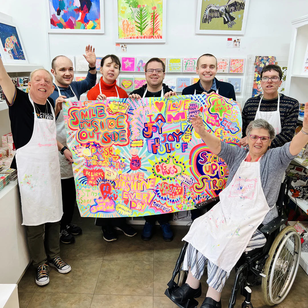 بورتكو ديزاينز - آرتهاوس أنليميتد دفتر يوميات A5 بغلاف صلب مليء بالفرح