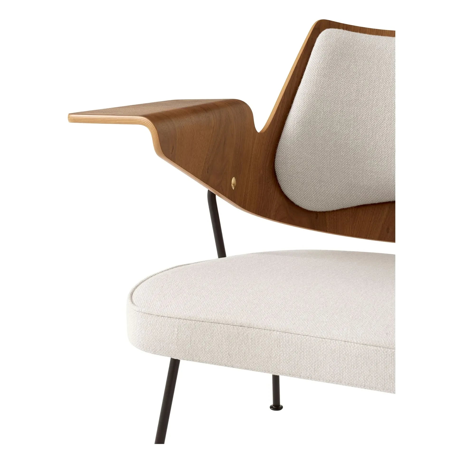 & Tradition - RD8 lounge chair, Robin Day | Açık gri