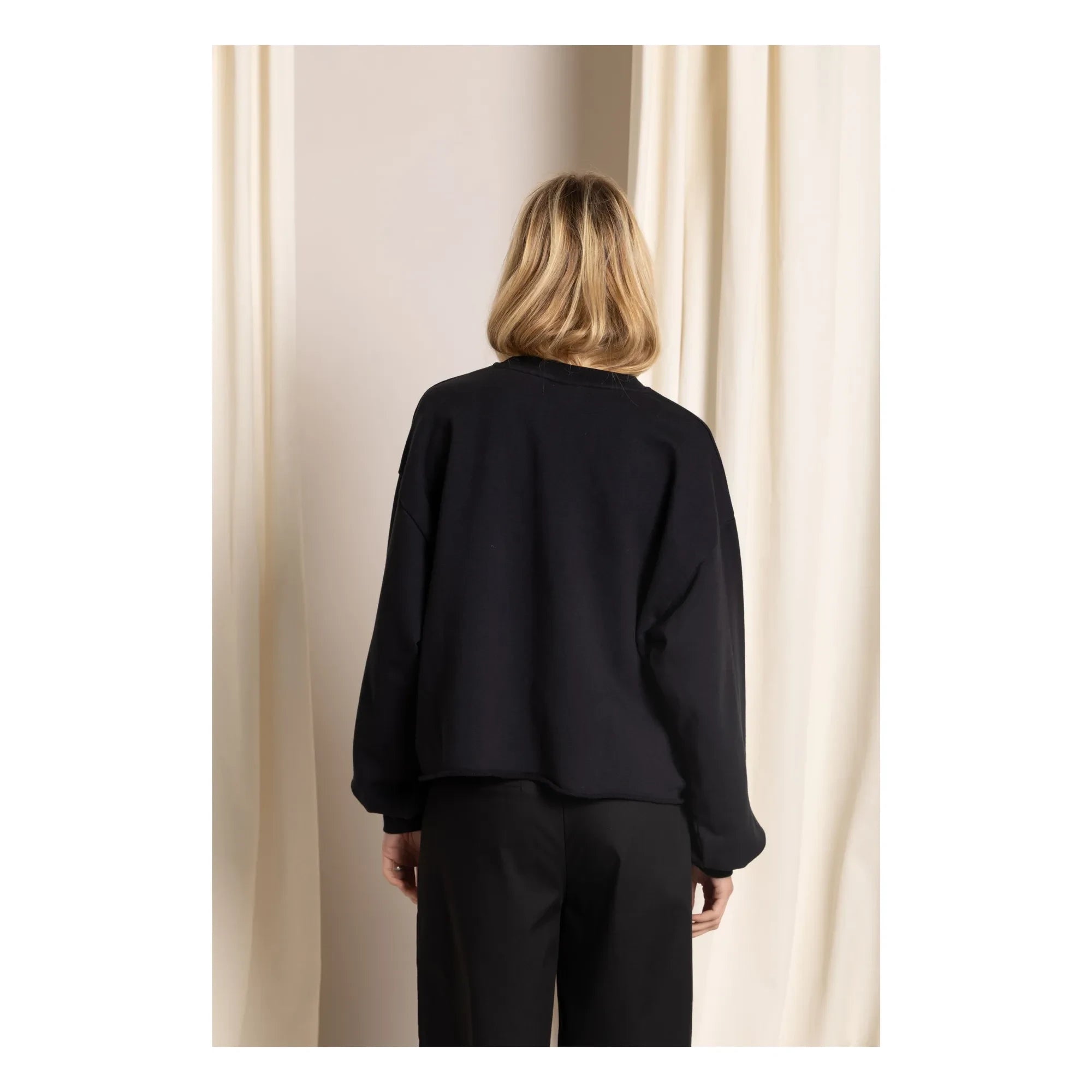 Smallable Woman - Bria organik pamuk sweatshirt | Siyah