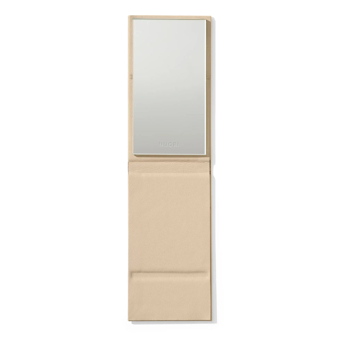 Nuori - Cep Aynası | Nude