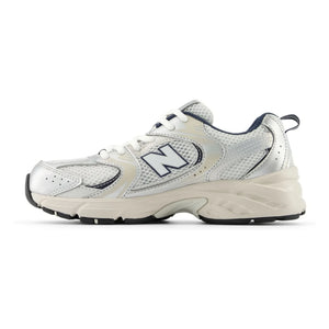 New Balance - Bağcıklı 530 sneakers | Beyaz saten