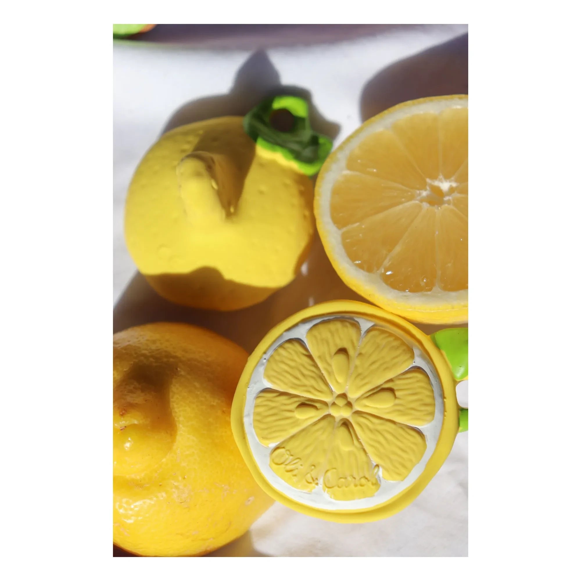 Oli & Carol - John Lemon diş kaşıma oyuncağı
