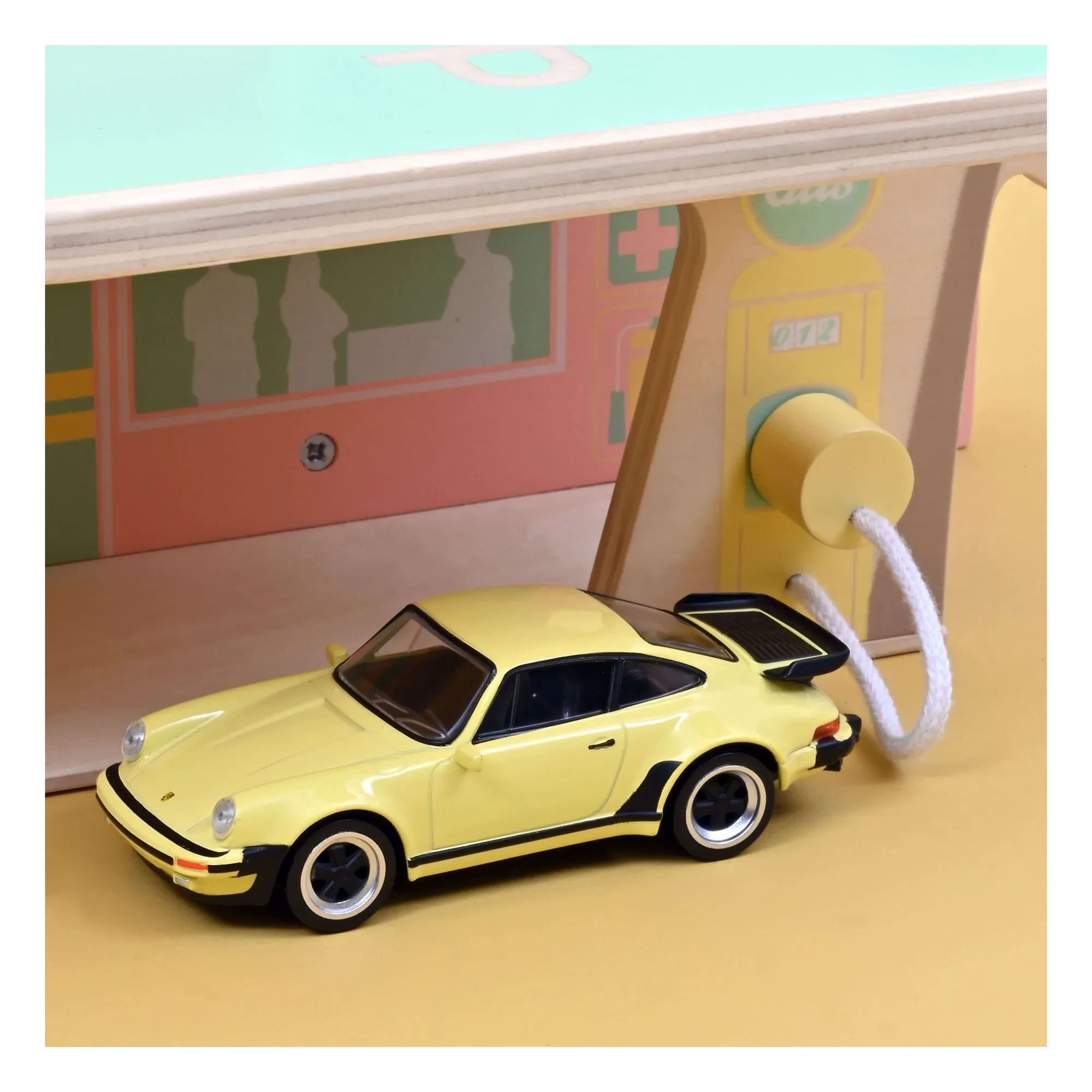 Norev - Palm Springs servis istasyonu