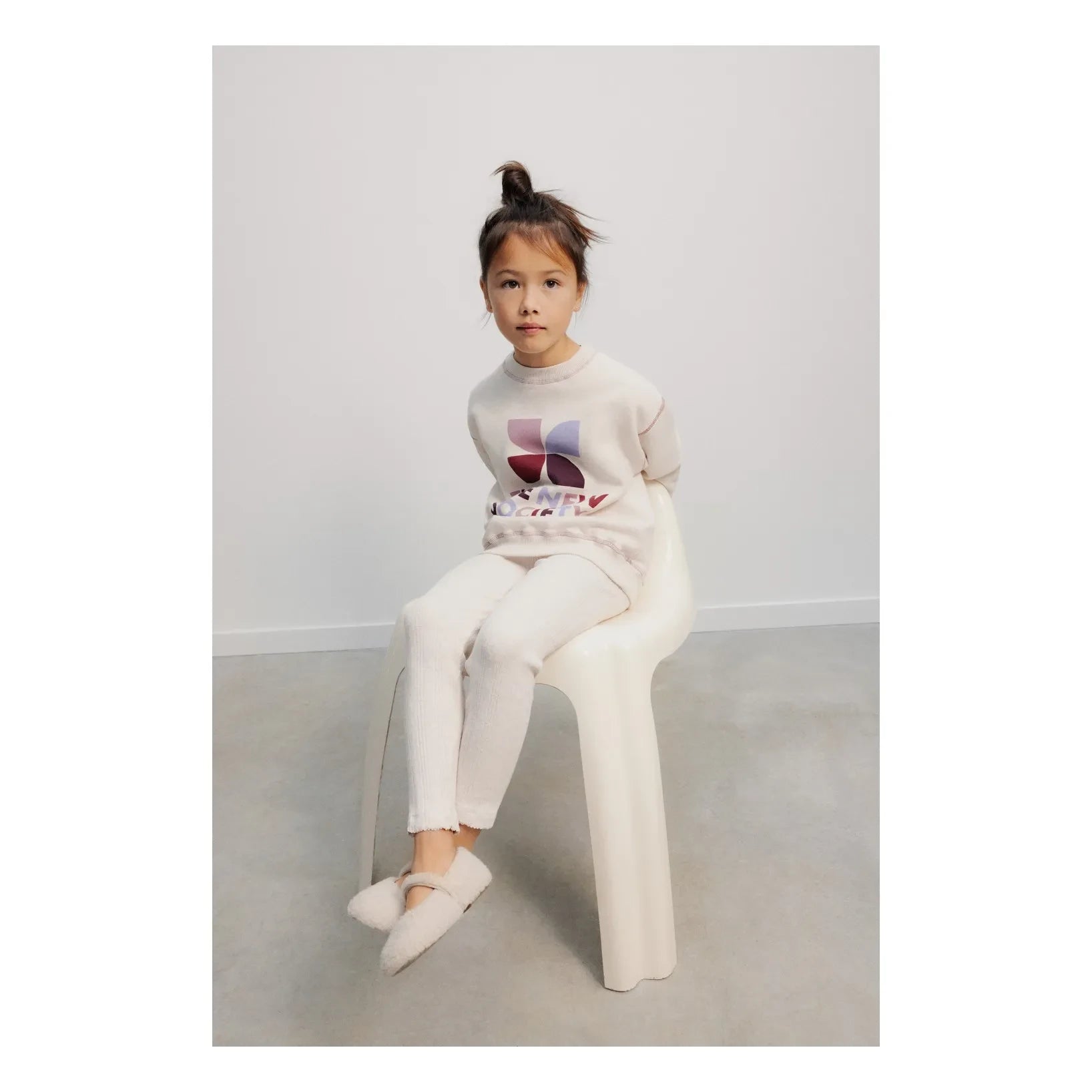 the new society - TNS Logo Sweatshirt | Krem
