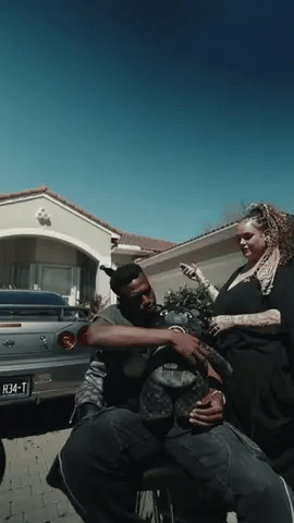 Sprayground - حقيبة ظهر Teddy دبّ المال Sharks