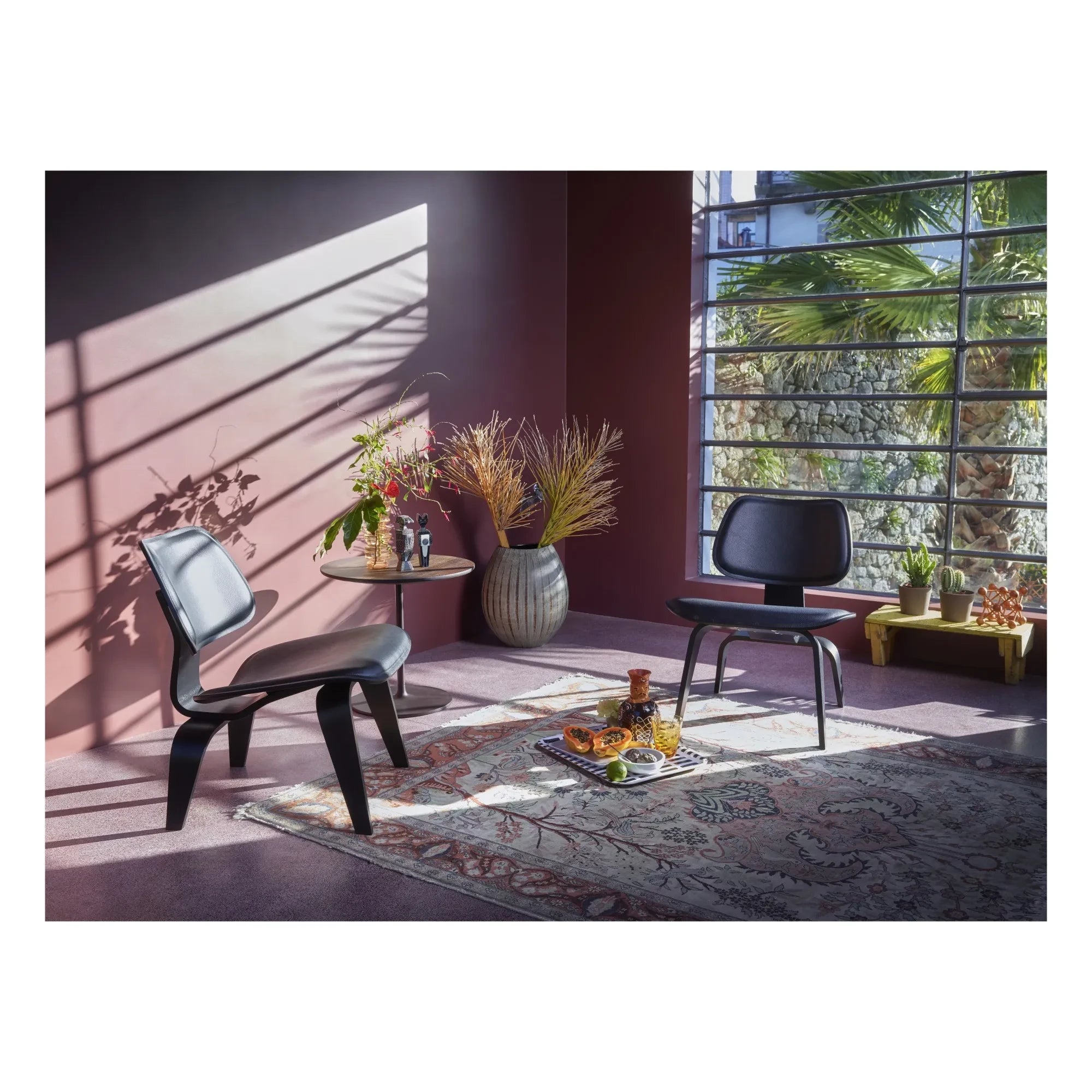 Vitra - LCW (Lounge Chair Wood) Lounge Chair - Charles & Ray Eames, 1945-1946 | Siyah dişbudak