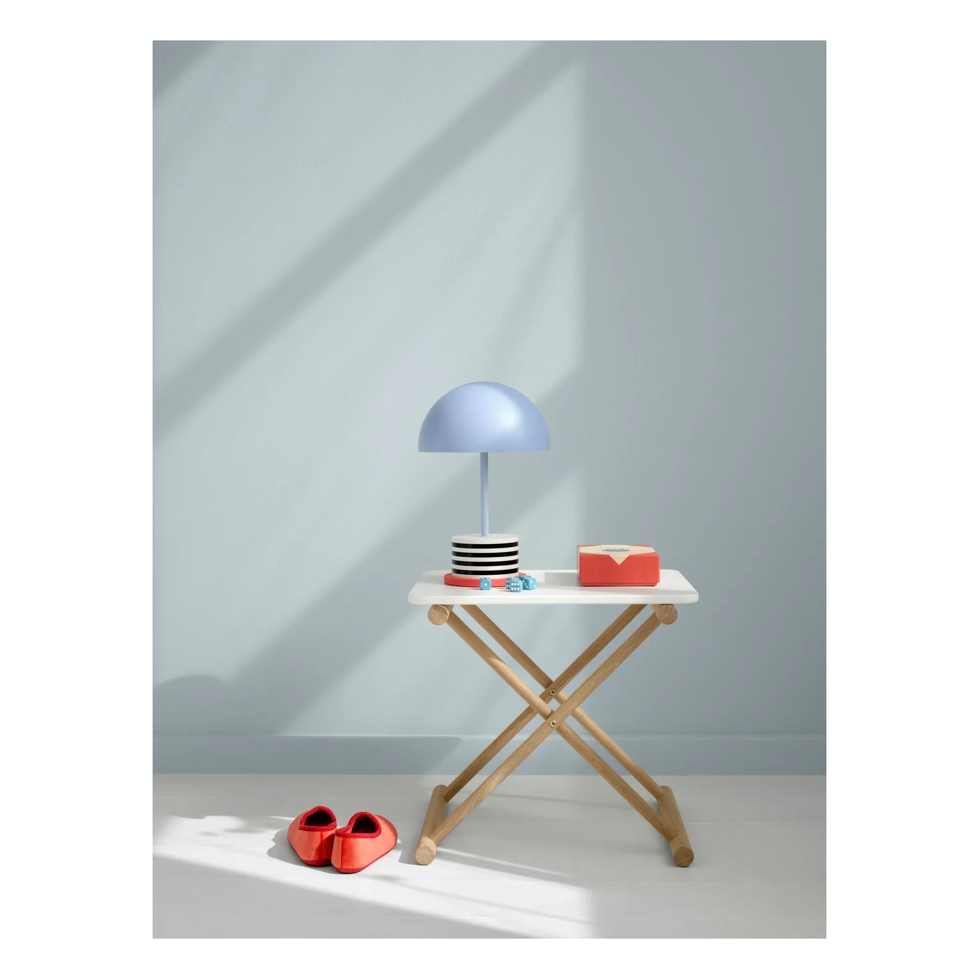 Oliver Furniture - Meşe renkli alçak yatak yanı sehpası | Beyaz