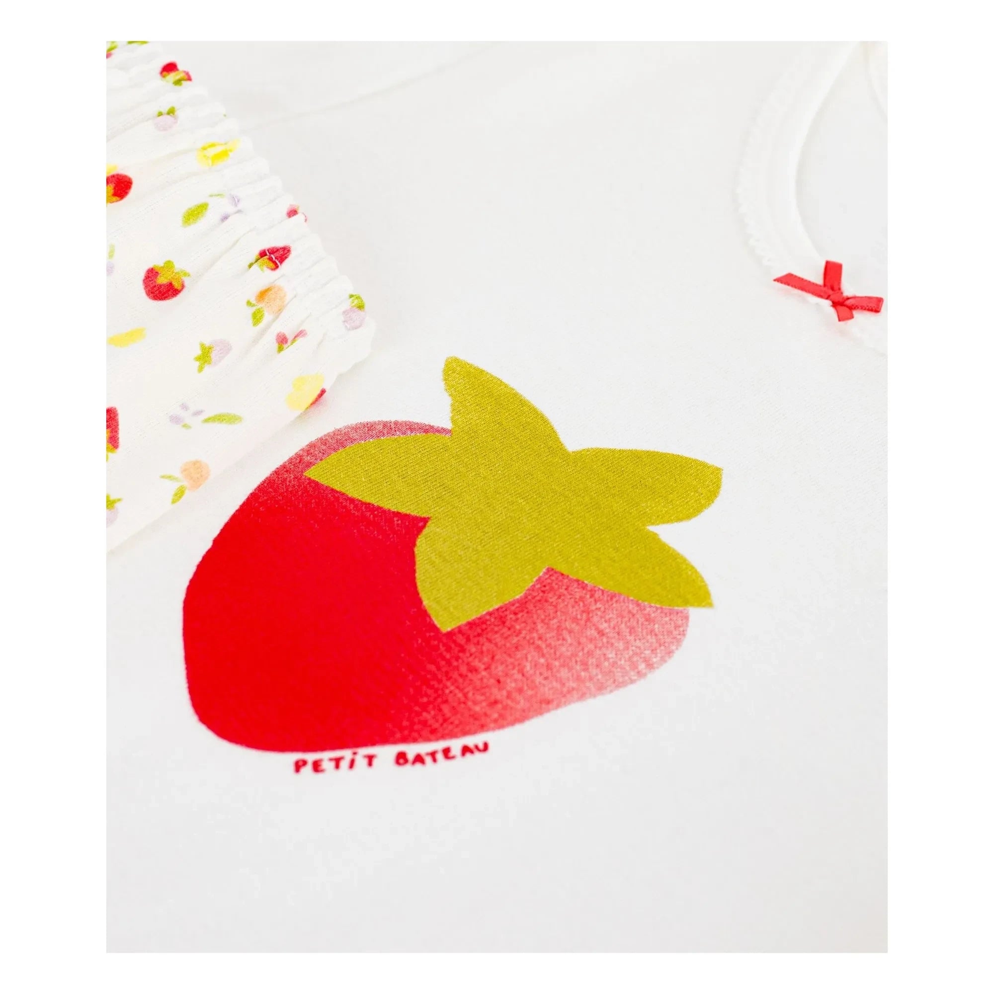 Petit Bateau - Çilek Desenli Organik Pamuklu Kısa Pijama | Ekru