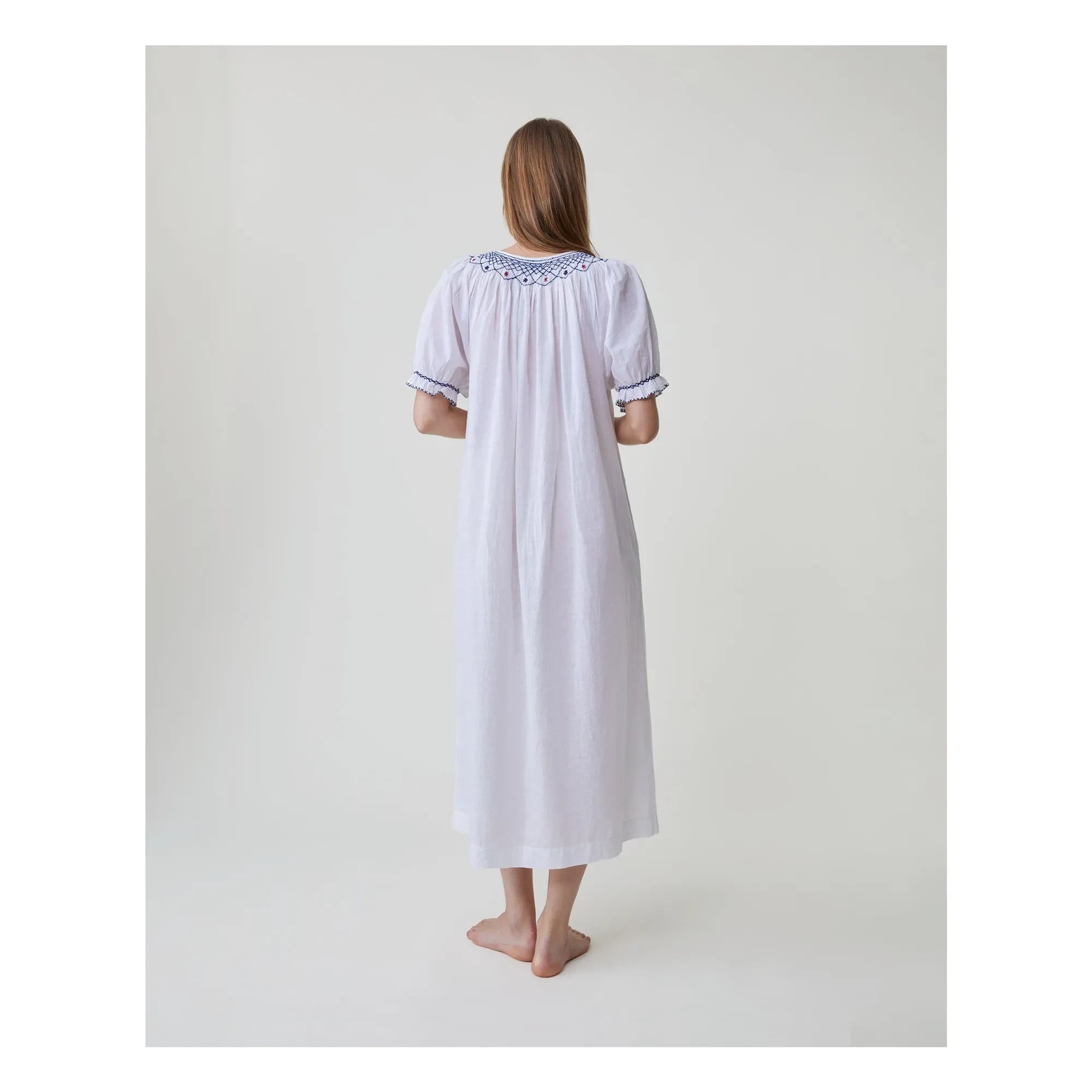 Scarlette Ateliers - Maya Gecelik | Beyaz