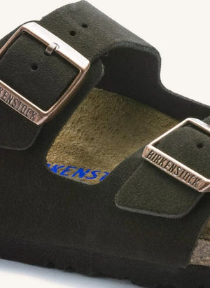 BIRKENSTOCK - صندل أريزونا ذو النعل الناعم