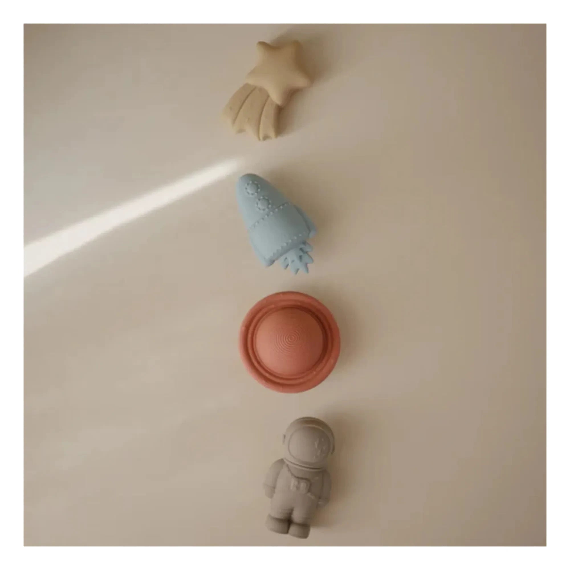 Mushie - Espace banyo oyuncakları - 4'lü set