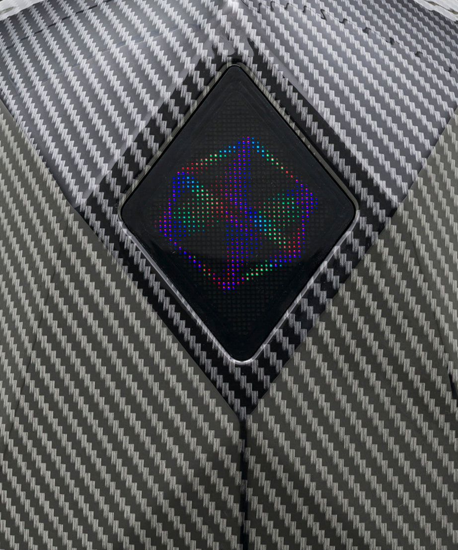 iPixi – حقيبة ظهر LED محمية بالتيتانيوم للدراجات النارية والمسافرين