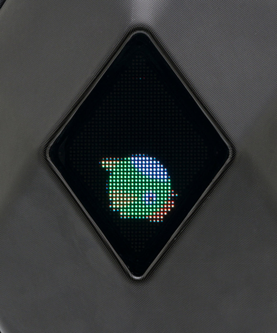 iPixi – حقيبة LED محمية بتقنية التيتانيوم للكتف والخصر