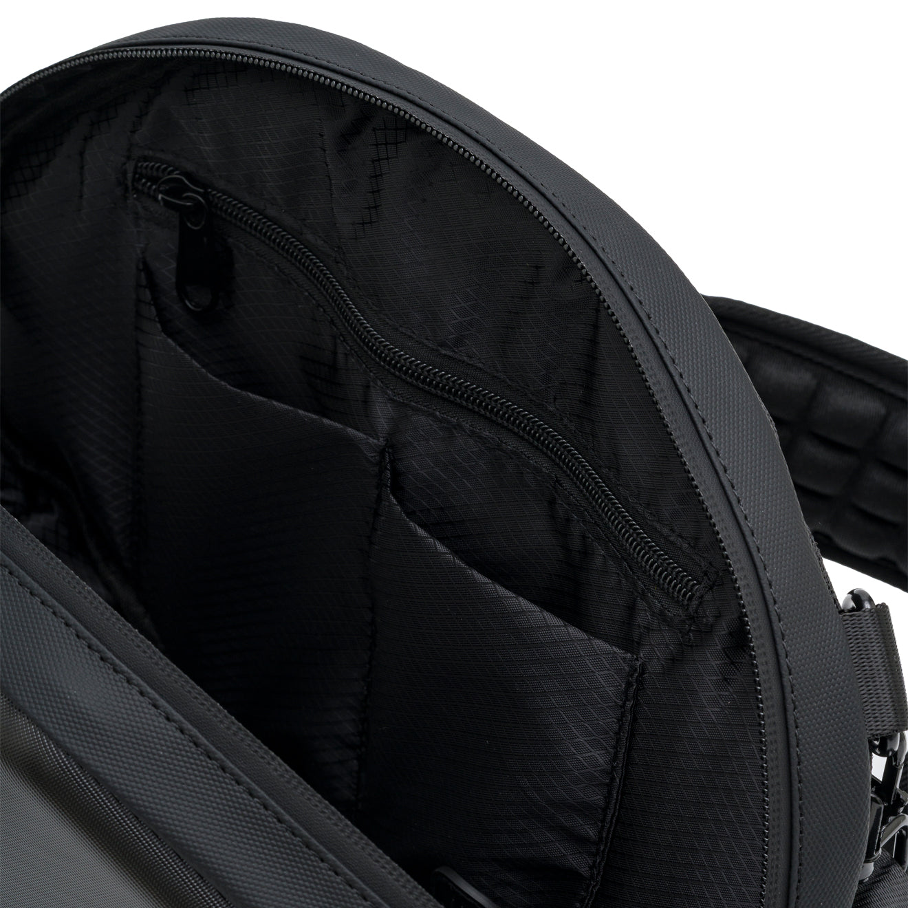 iPixi – حقيبة LED محمية بتقنية التيتانيوم للكتف والخصر