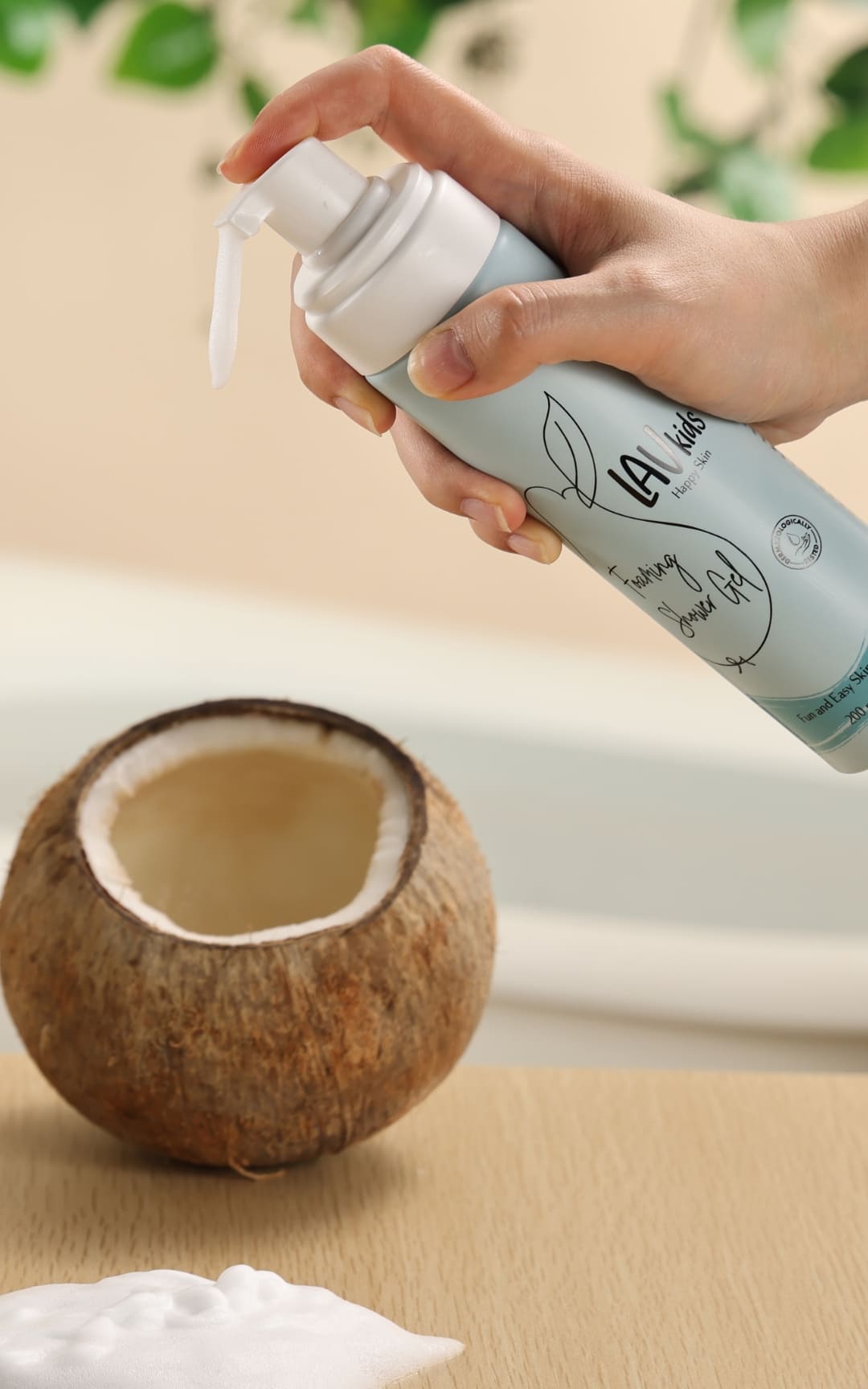 لاف كيدز - جل استحمام للأطفال على شكل رغوة