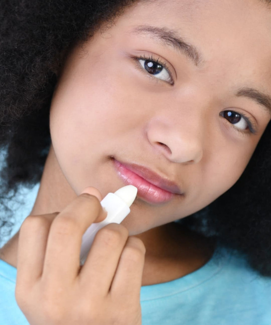 لاف كيدز - بلسم شفاه للأطفال بترطيب