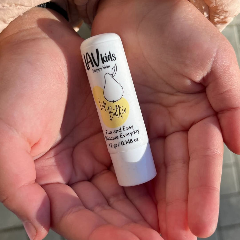 لاف كيدز - بلسم شفاه للأطفال بترطيب
