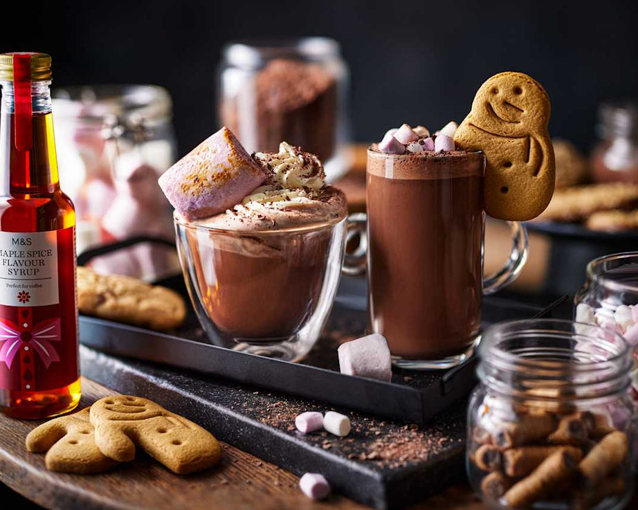 M&S Food - علاقة كوب بسكويت الزنجبيل