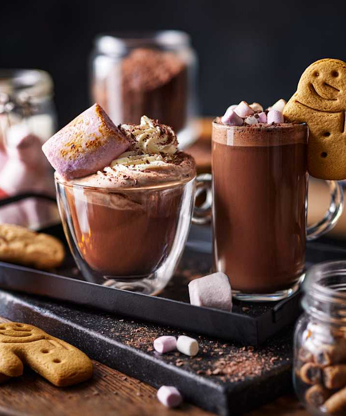 M&S Food - علاقة كوب بسكويت الزنجبيل