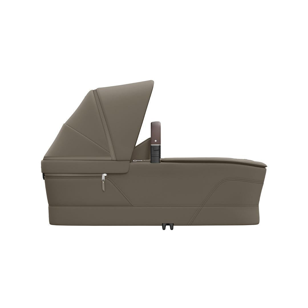 Maxi-Cosi Fame Cabin Cot - Oak Truffle-Carrycots-Oak Truffle- | Natural Baby Shower