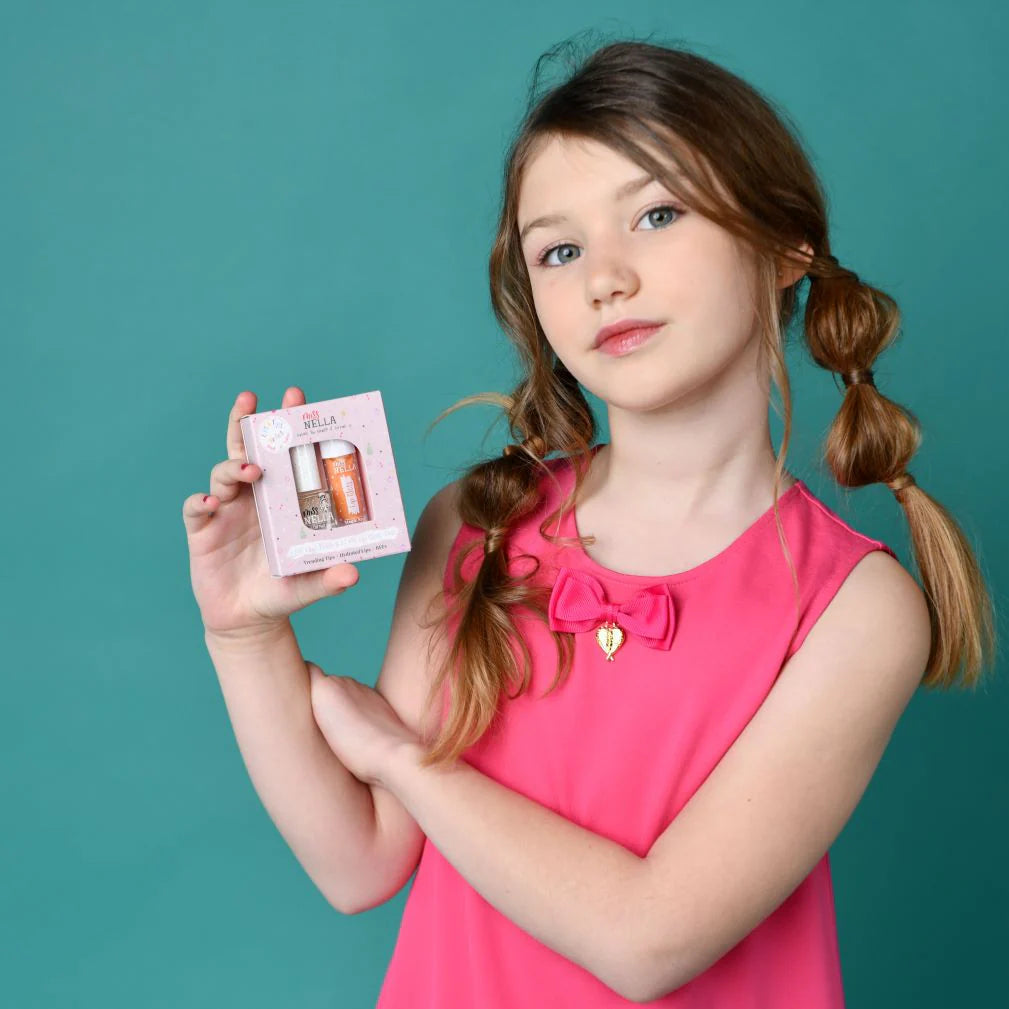 مجموعة ميس نيلا نيلا ملمع الشفاه وطلاء الأظافر المزدوجة