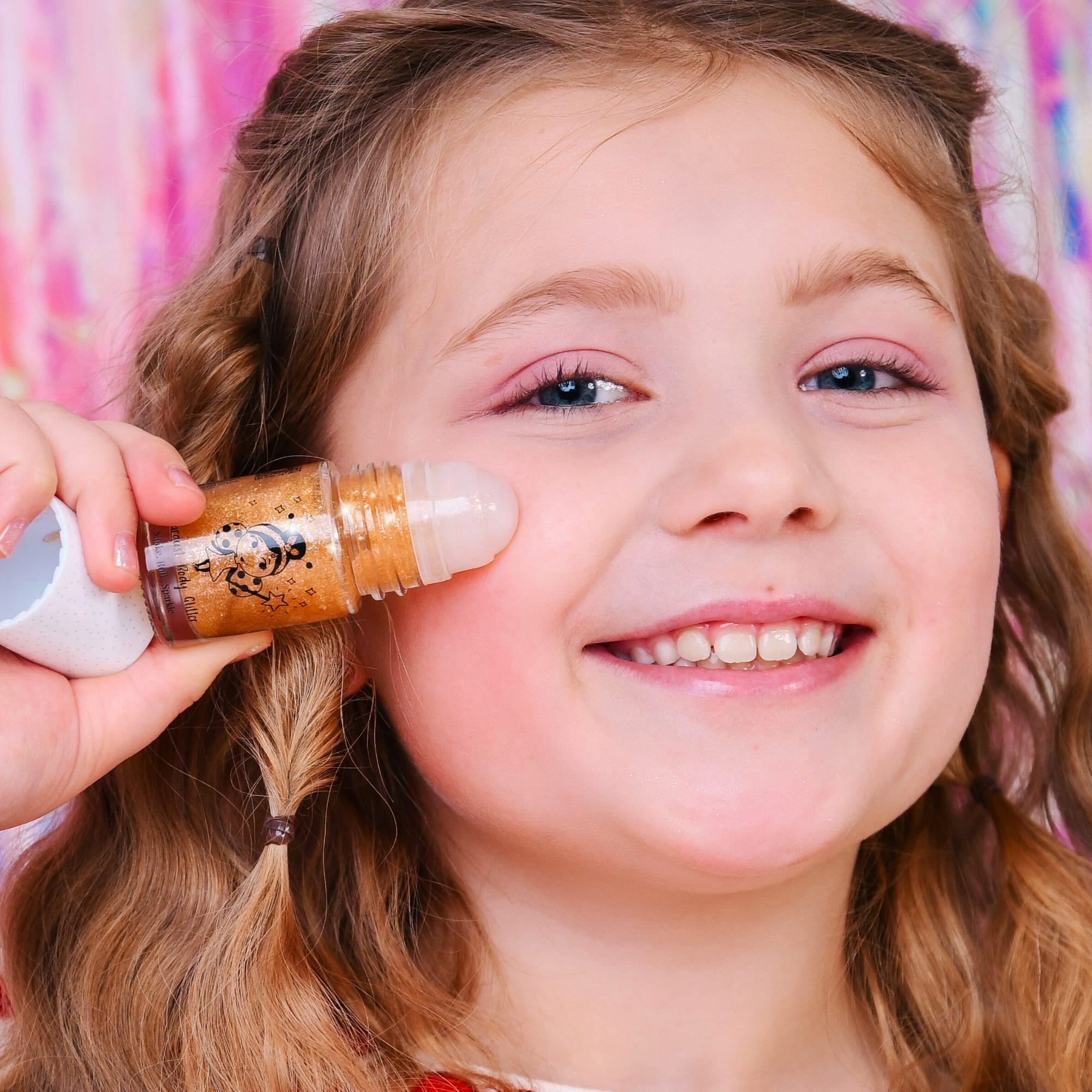 ميس نيلا - أستروجلو رول رول أون بادي جليتر