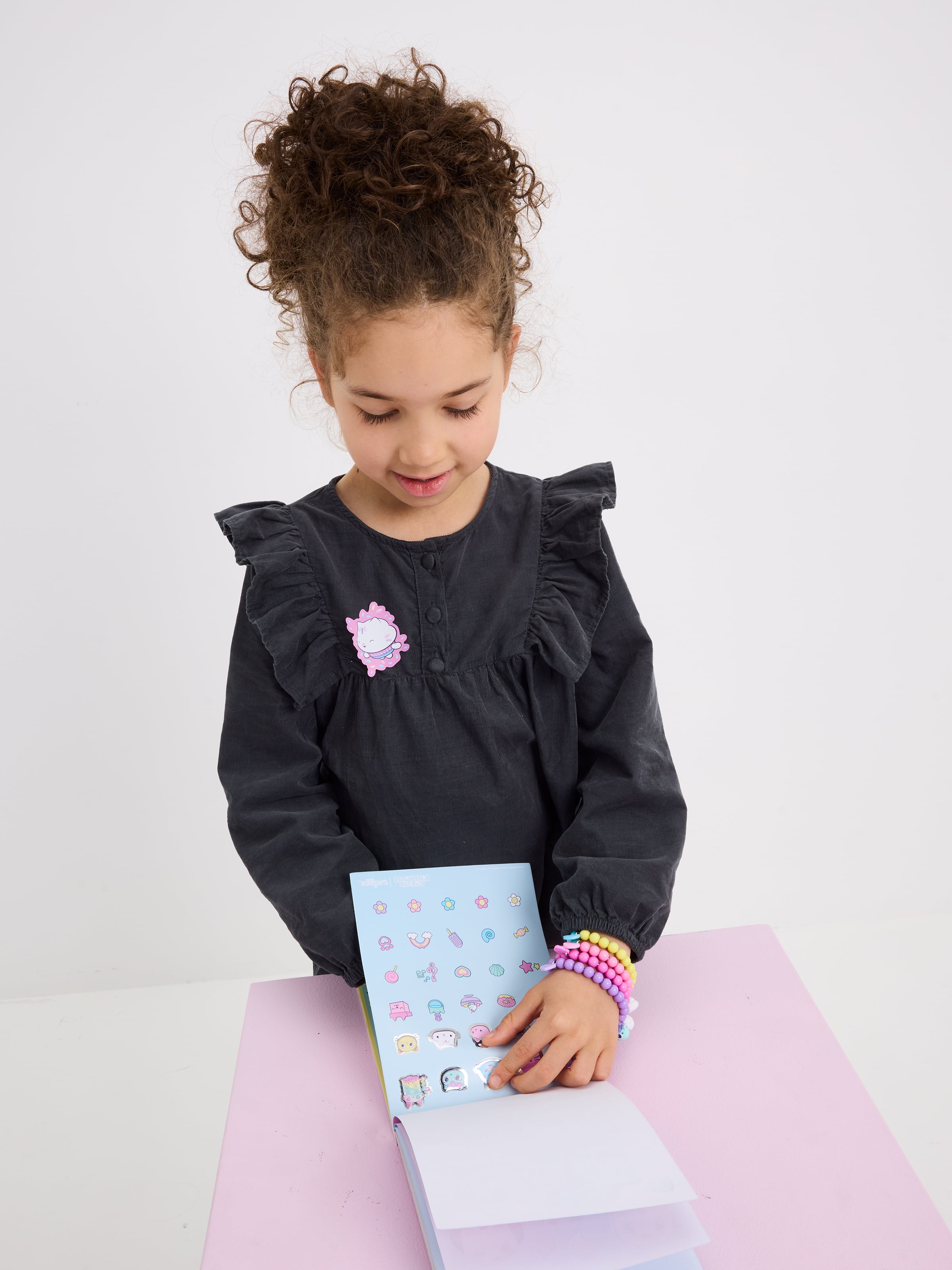 Smiggle - Gabbys Dollhouse Sticker Çıkartma Kitabı