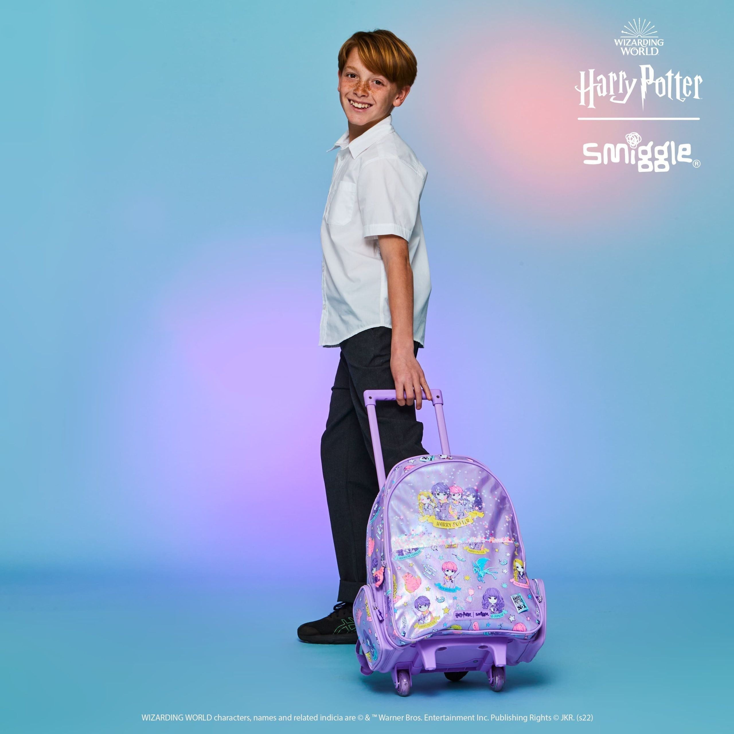 Smiggle - Harry Potter Işıklı Tekerlekli Çekçekli Sırt Çantası