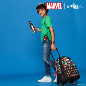 Smiggle - Marvel Çekçekli Işıklı Tekerlekli Çanta