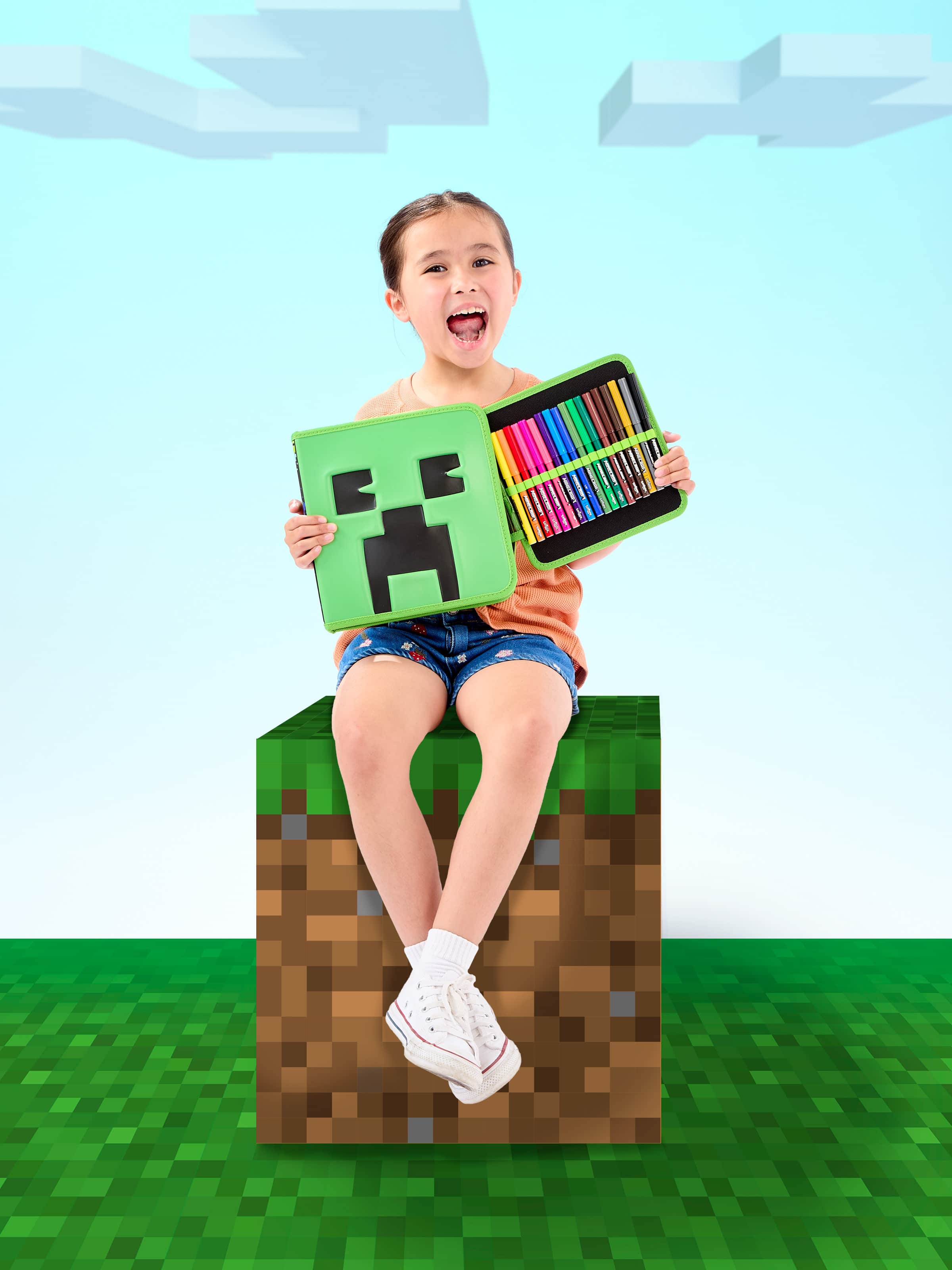 Smiggle - مجموعة قرطاسية وصندوق أقلام ماينكرافت