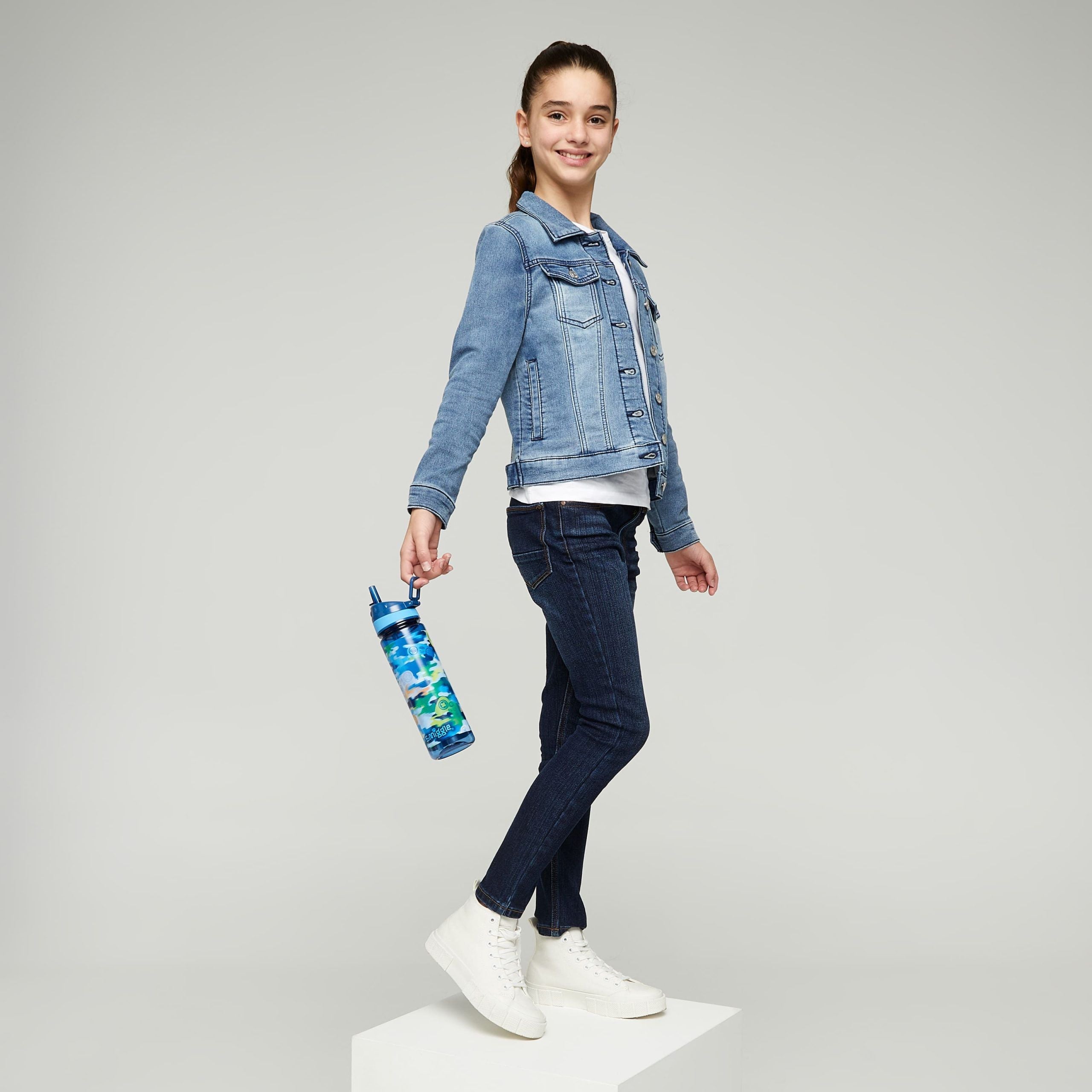 Smiggle - Mirage Pipetli BPA'sız 650 ML Suluk