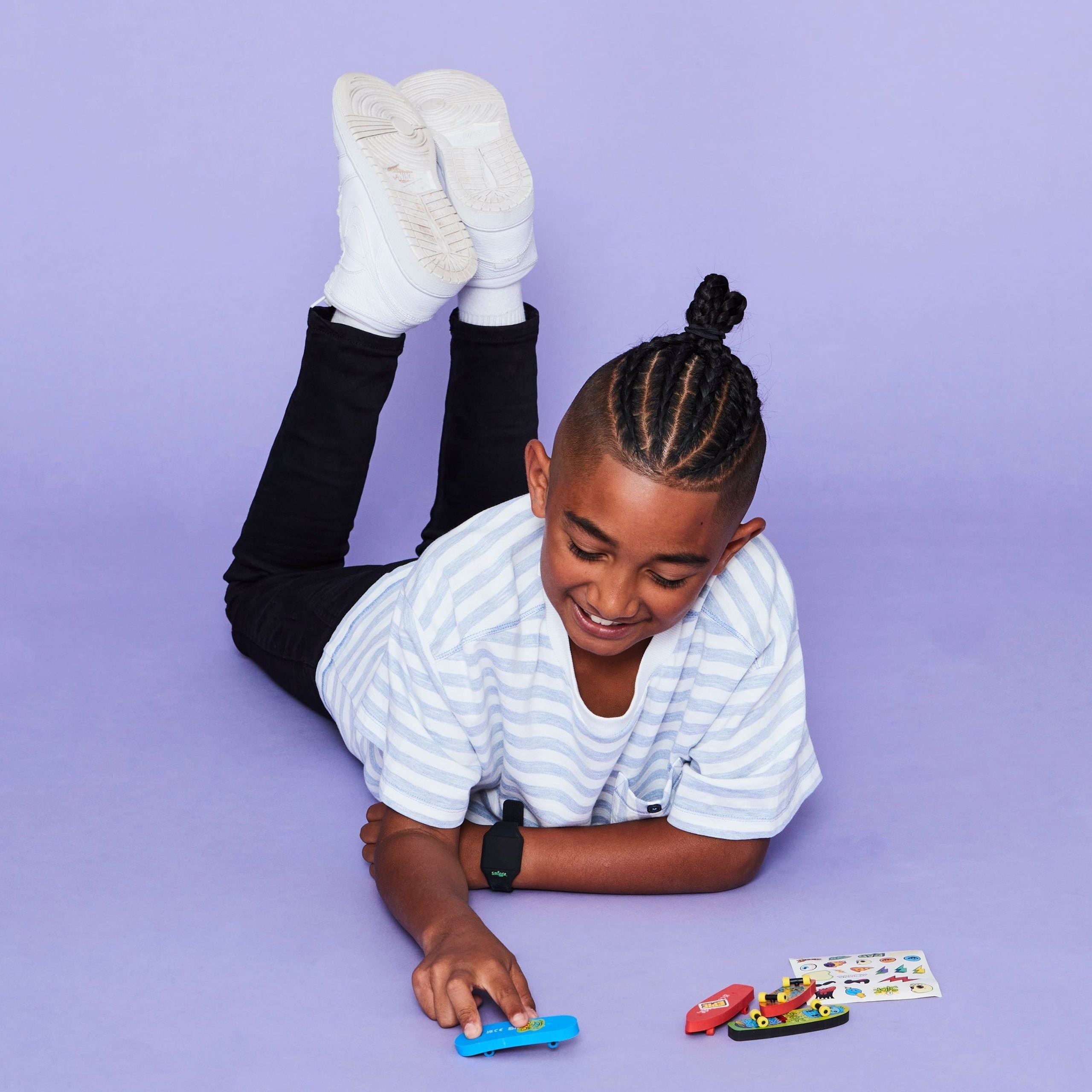 Smiggle - Parmak Kaykaylı Sürpriz Silgi Paketi