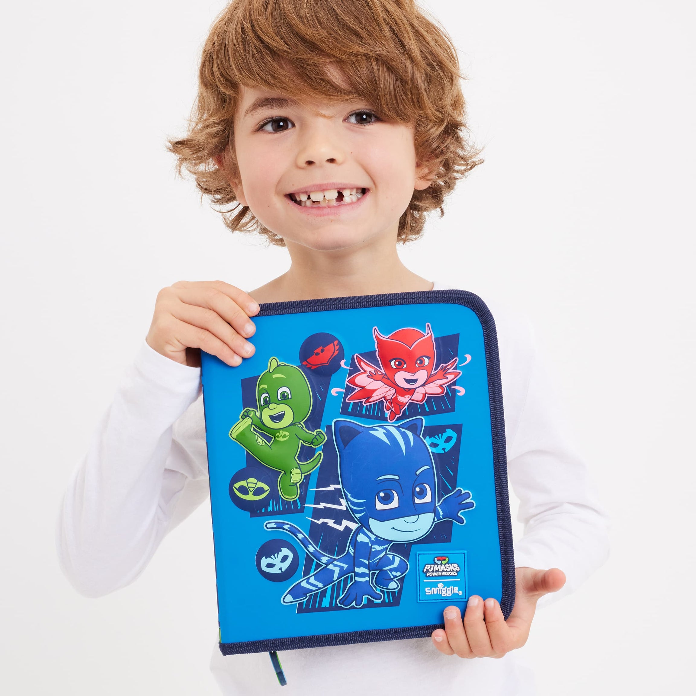 Smiggle - مجموعة قرطاسية وصندوق أقلام PJ Mask