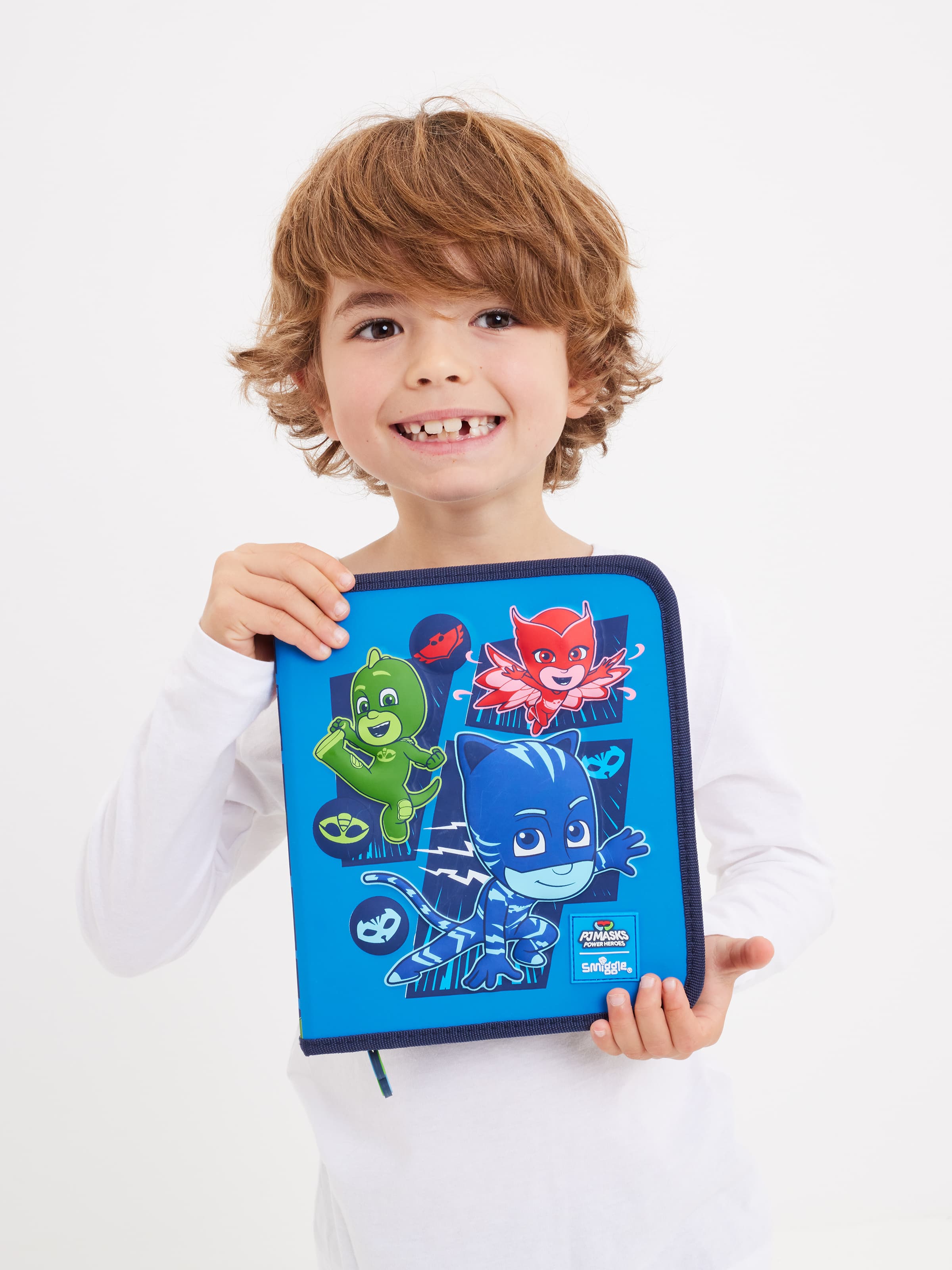 Smiggle - مجموعة قرطاسية وصندوق أقلام PJ Mask