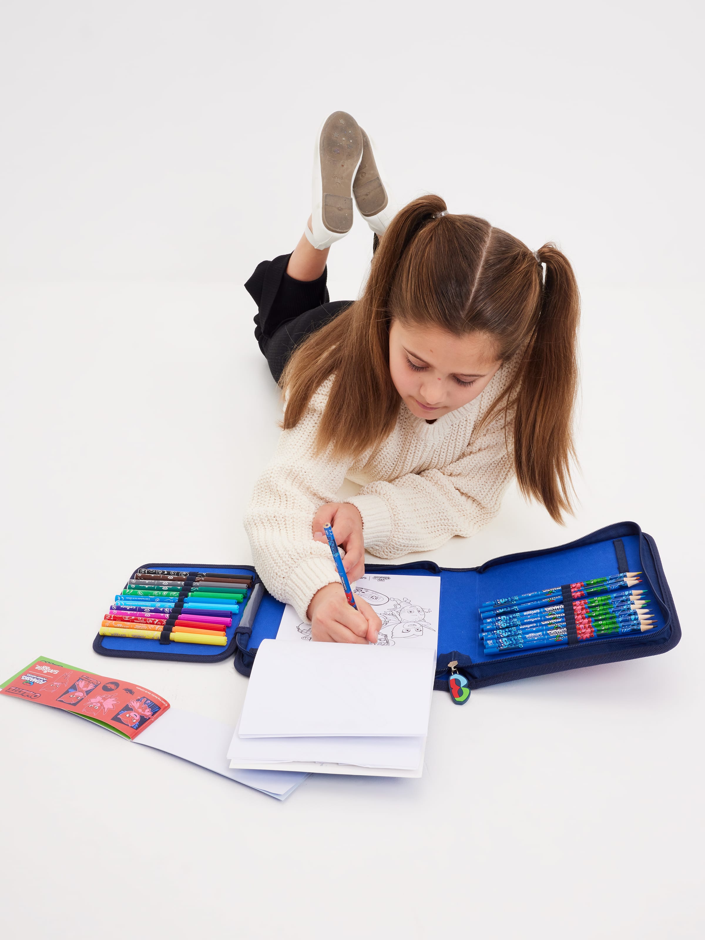 Smiggle - مجموعة قرطاسية وصندوق أقلام PJ Mask