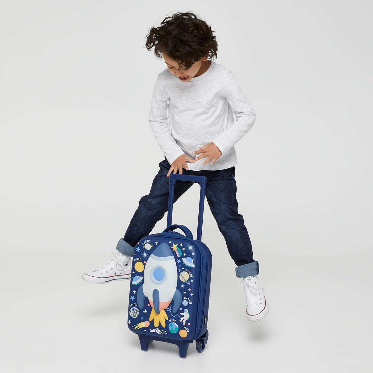 Smiggle - Sky Hi Junior Çekçekli Tekerlekleri Işıklı Çocuk Valizi