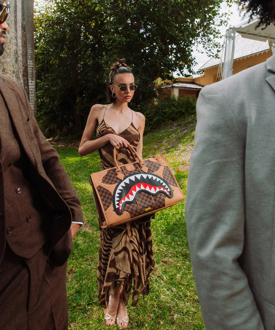 Sprayground - حقيبة دفل هينيڤيل بيراميد