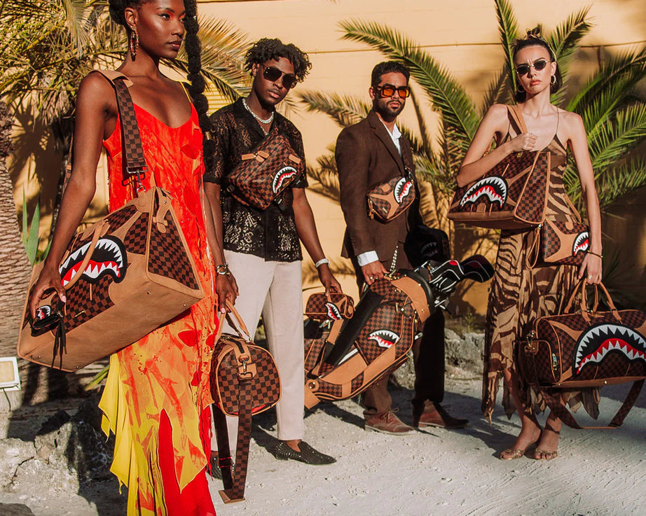 Sprayground - حقيبة دفل هينيڤيل بيراميد