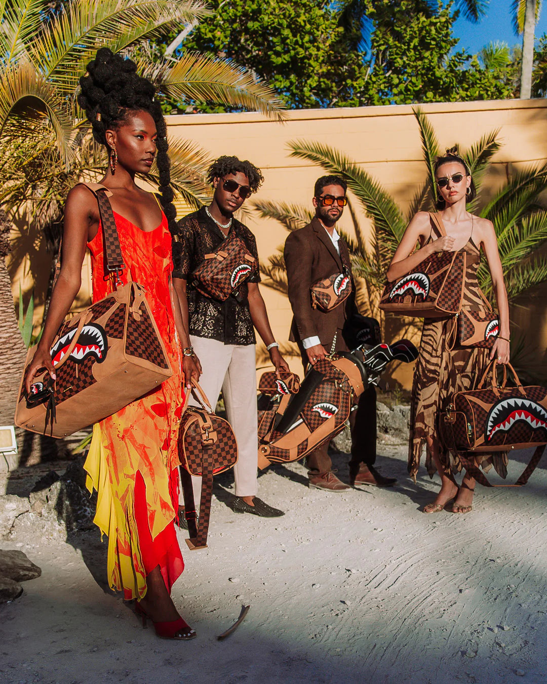 Sprayground - حقيبة دفل هينيڤيل بيراميد