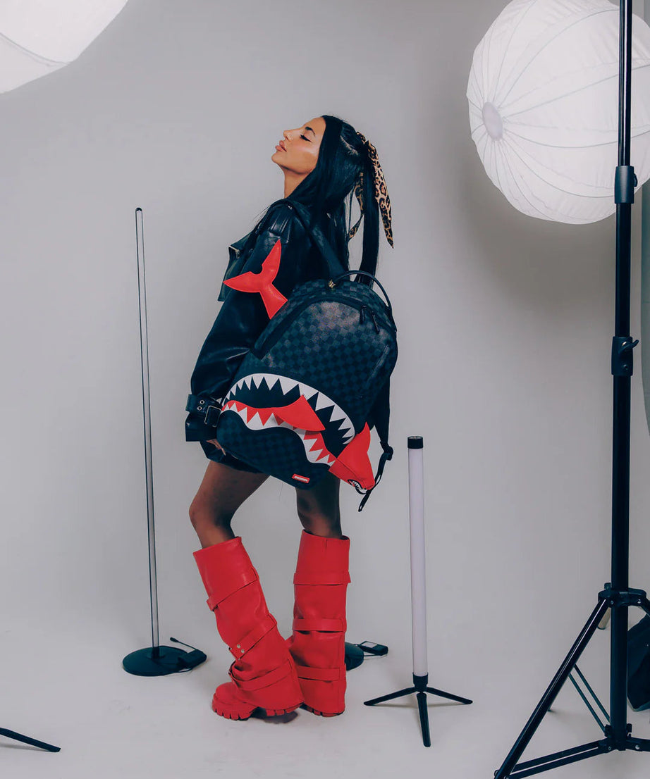 Sprayground - حقيبة ظهر هروب القرش