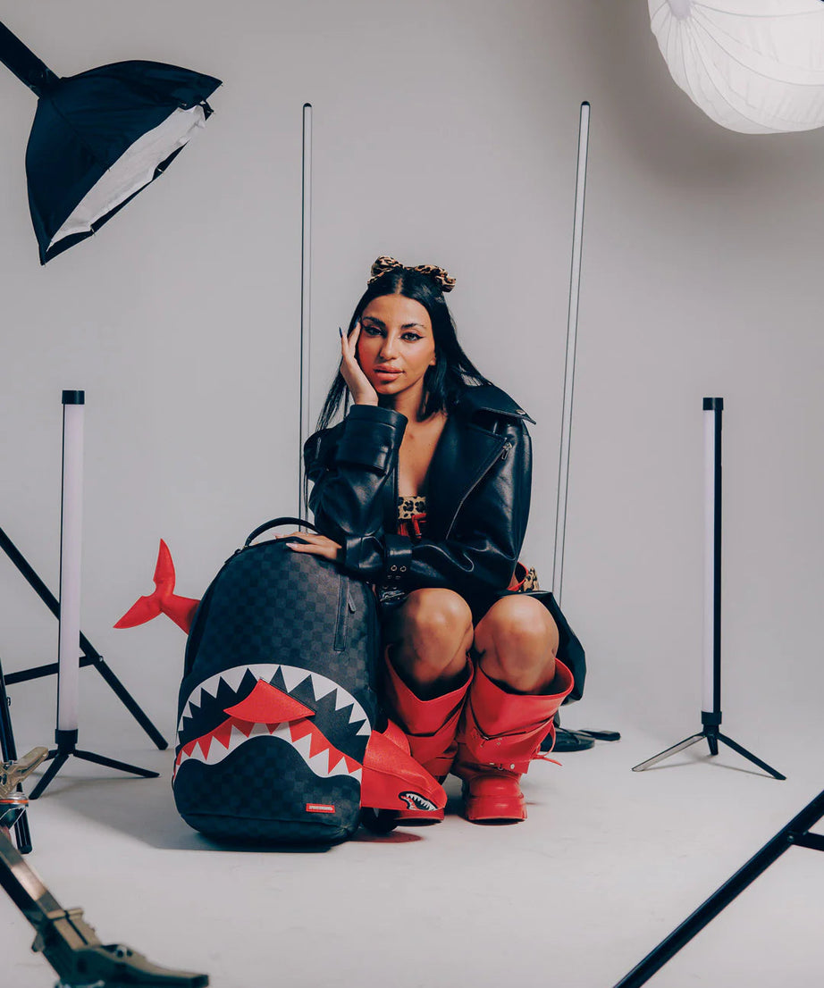 Sprayground - حقيبة ظهر هروب القرش