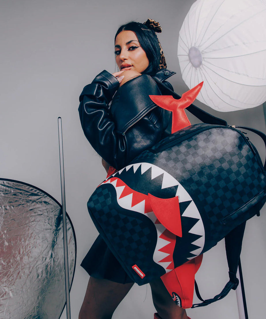 Sprayground - حقيبة ظهر هروب القرش