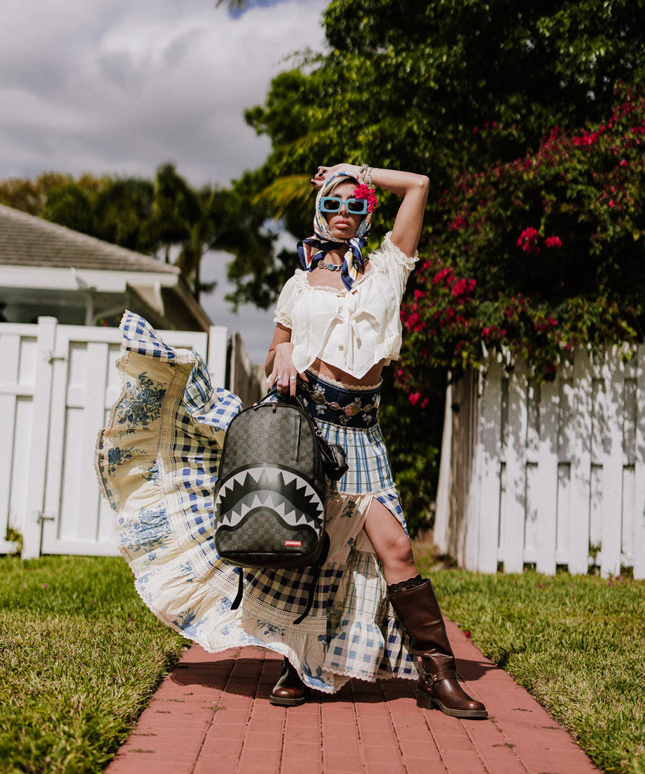 Sprayground - حقيبة ظهر أسماك القرش في باريس لايتس آوت