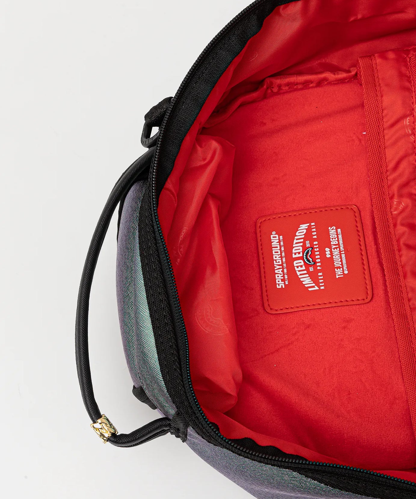 Sprayground - حقيبة ظهر Shark Central Oil Siıck Dlxs