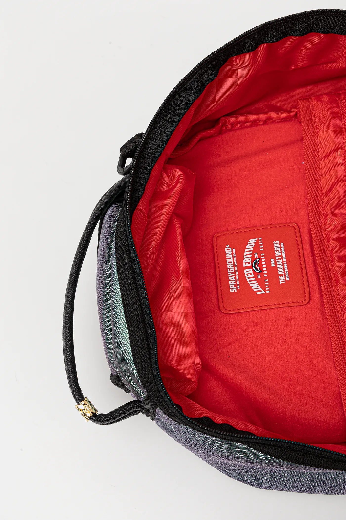 Sprayground - حقيبة ظهر Shark Central Oil Siıck Dlxs