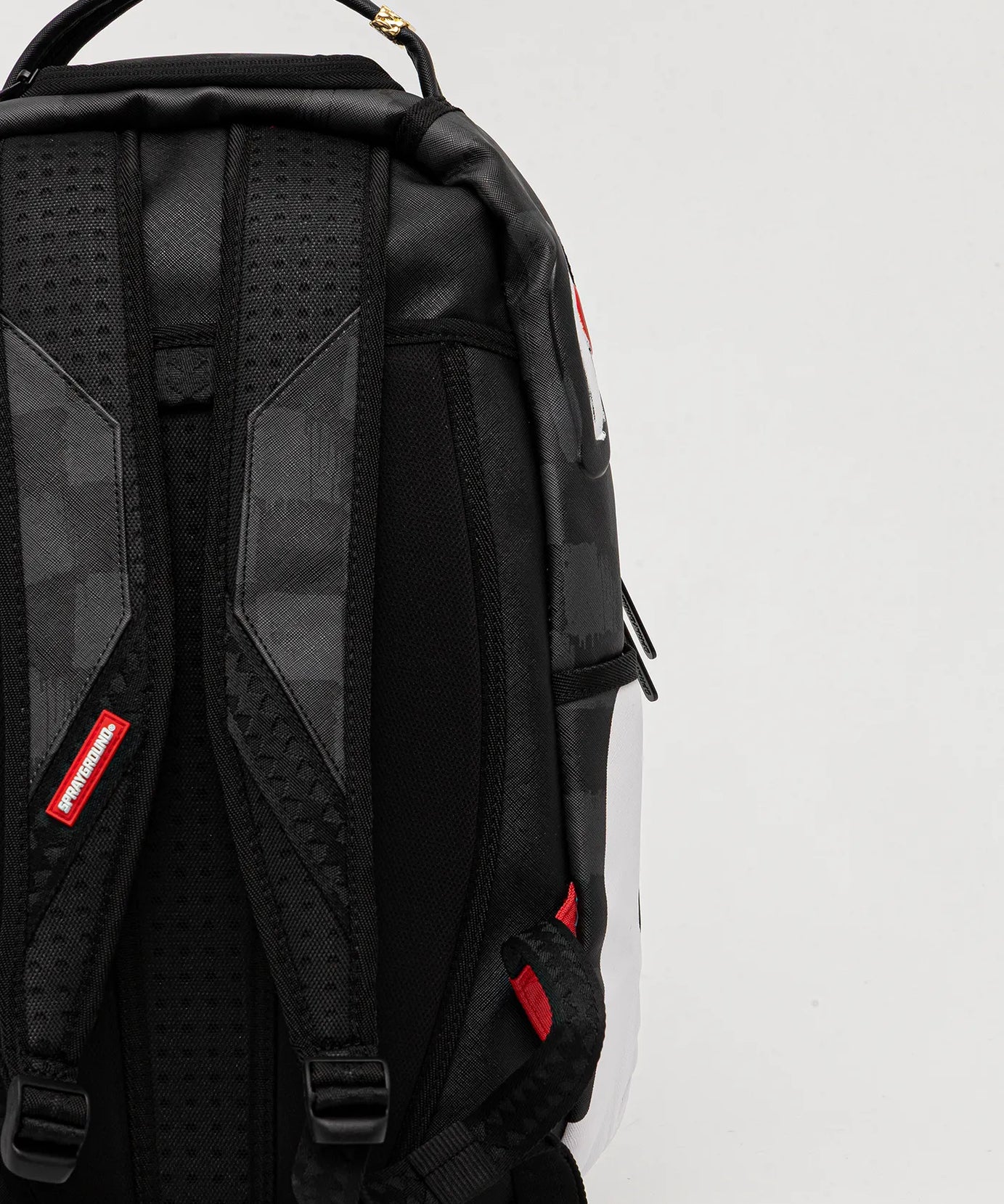 Sprayground - حقيبة ظهر Snoopy Painting Shark Dlxsv