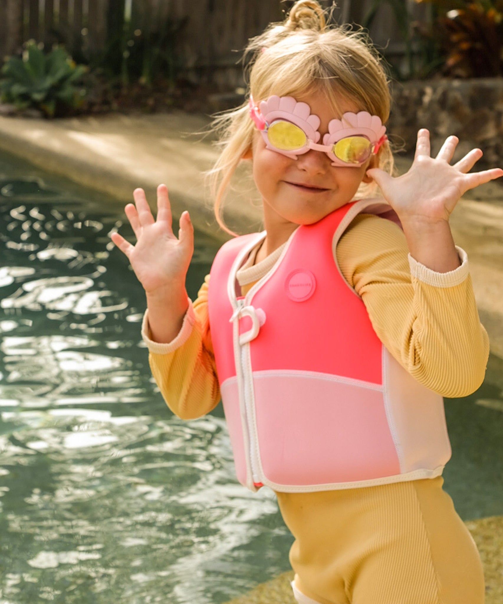 Sunnylife - نظارات سباحة للأطفال