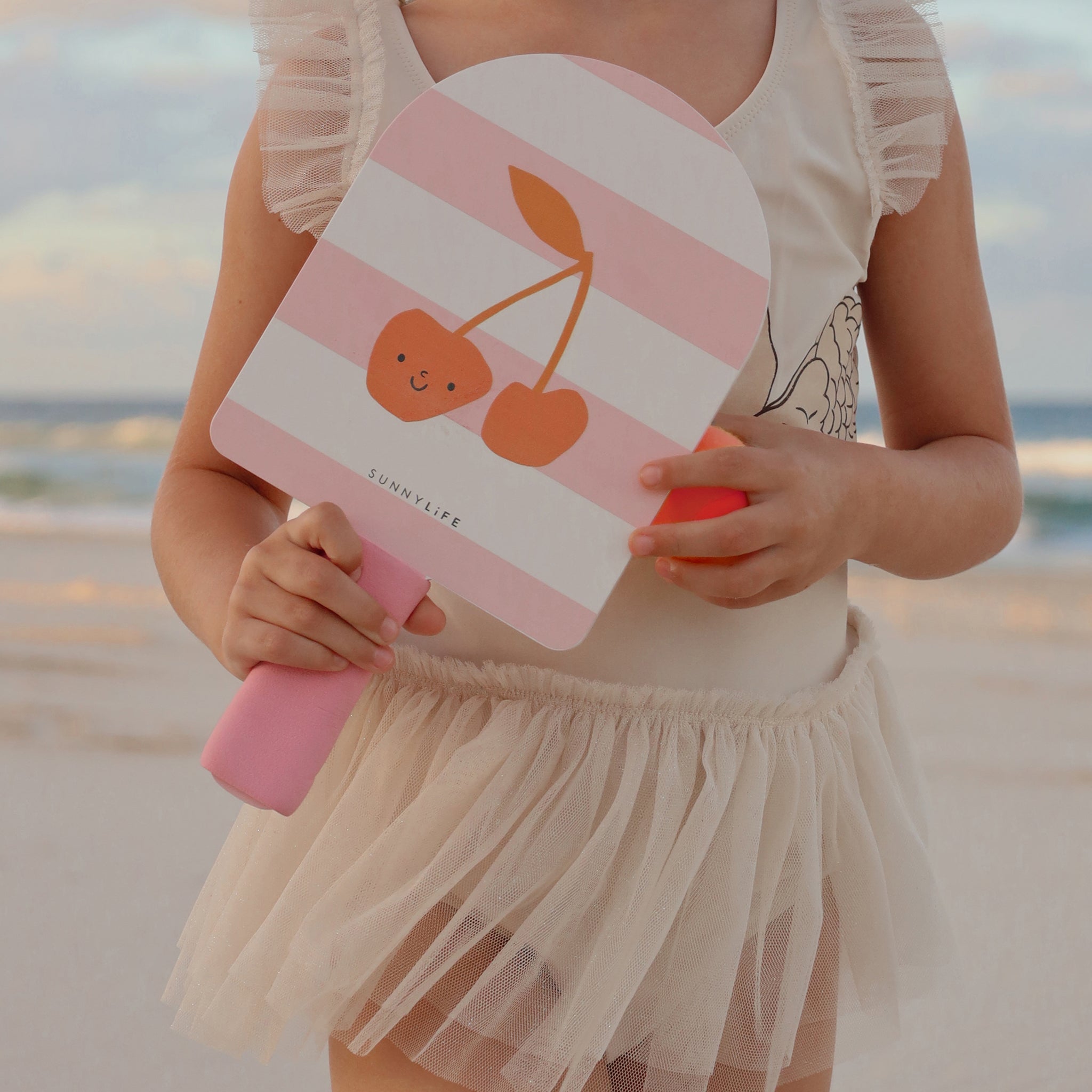 Sunnylife - مجموعة مضارب تنس شاطئية للأطفال ذات لاصق